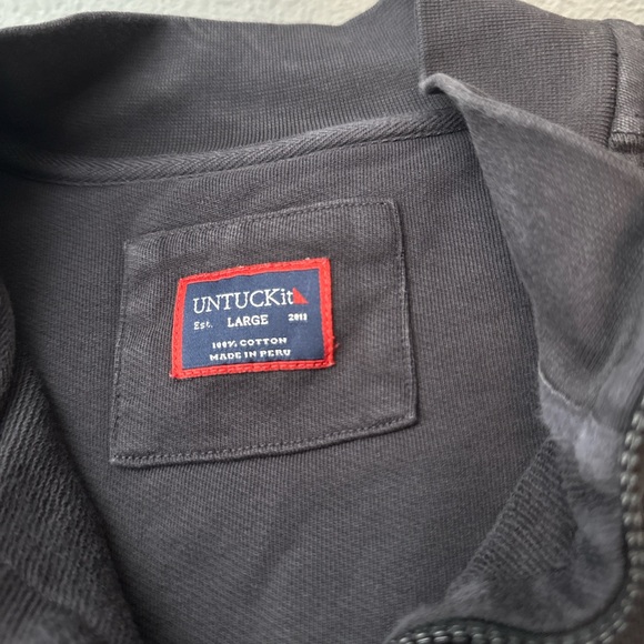 Untuckit 1/4 zip pullover - Picture 2 of 6